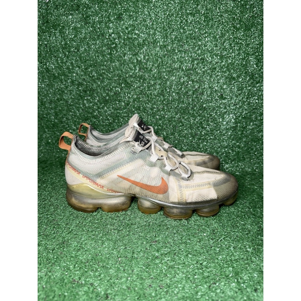 Nike Air VaporMax 2019 Men Size 7.5 Gray Running Shoes Athletic Comfort Sneakers